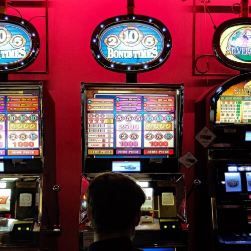Färgpsykologi i Casinon – Hur Färger Påverkar Spelare