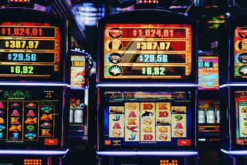 Hur Skapas ett Framgångsrikt Casinoslot?