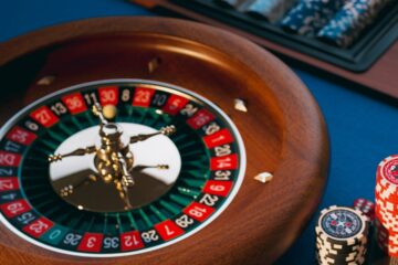 Hur har Lagstiftningen kring Casinospel Förändrats genom Tiderna?